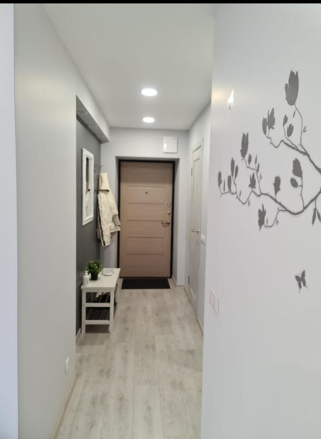 Crystal Twin Apartment Gulbene Luaran gambar