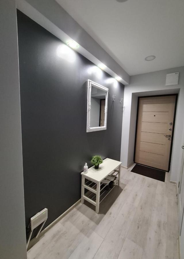 Crystal Twin Apartment Gulbene Luaran gambar